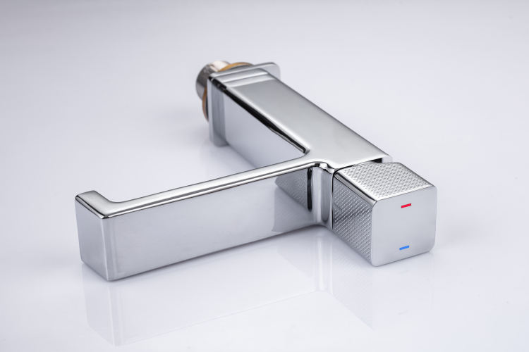 bathroom sink faucet