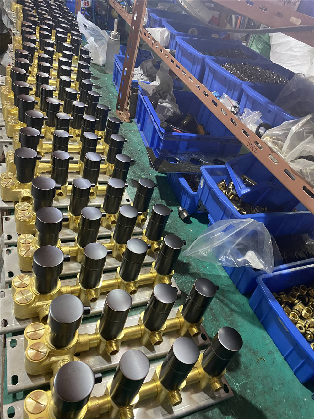 bathroom shower faucet