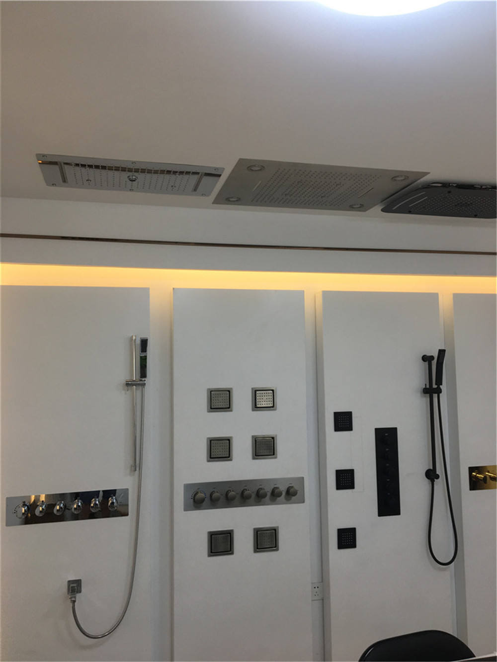 hydro jet shower head