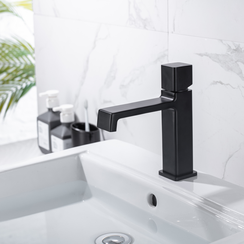 Modern Bathroom Matte Black Basin Faucet Sink Mixer Single Handle Black Tap Hot And Cold
